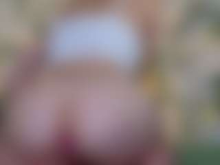 Candy-Flosse's Live Sex Cam Show