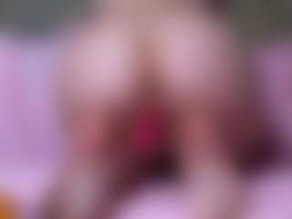 Candy-Flosse's Live Sex Cam Show
