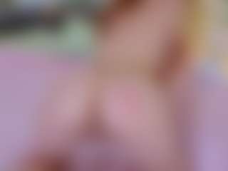 Candy-Flosse's Live Sex Cam Show