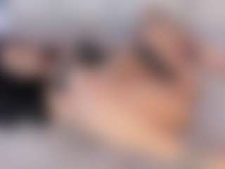 Live cam show with Coco D'Amore - Fingering on Dare Cams