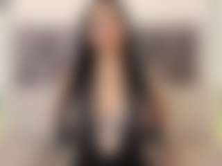 Live cam show with Coco D'Amore - Sexwebcam Black on chickslive.net