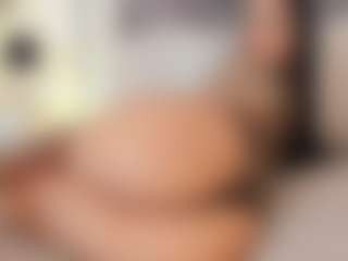 Live cam show with Coco D'Amore - Ebony Squirt on Soda Cam