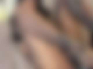 Live cam show with Coco D'Amore - Average on slutload