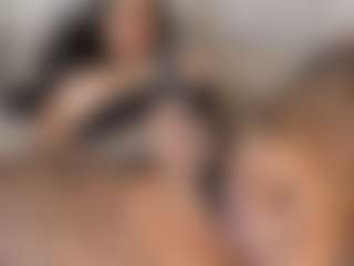 Live cam show with Coco D'Amore - Handjob on Camsoda