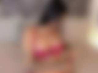 Live cam show with Coco D'Amore - BBW on AdultVida.com