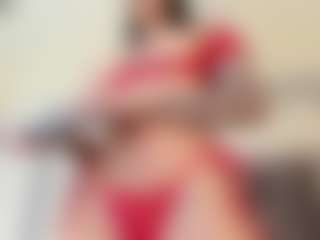 Live-camshow met Coco D'Amore - Average op Camsoda