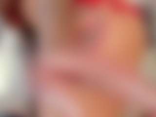 Live cam show with Coco D'Amore - Squirt on Camsoda