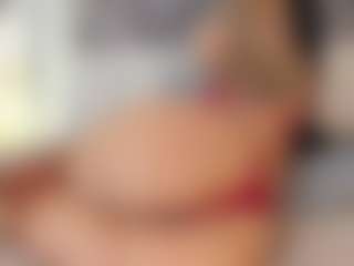 Live cam show with Coco D'Amore - Fingering on Camsoda