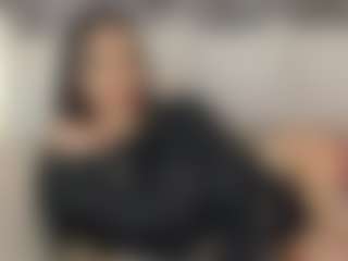 Live cam show with Coco D'Amore - Cowgirl on madthumbs