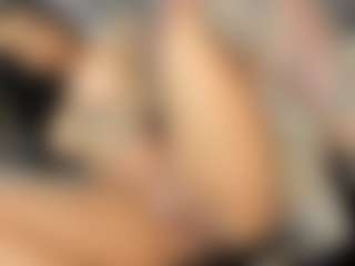 Live cam show with Coco D'Amore - Tease Lovense on Dare Cams