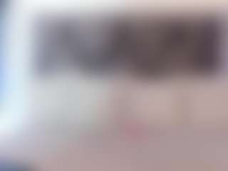 Live cam show with Coco D'Amore - Fingers on Dolls Live