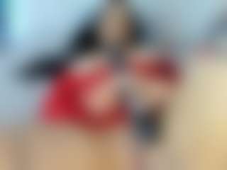 Live cam show with Coco D'Amore - Handjob on CamClone
