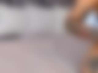Live cam show with Coco D'Amore - BBW Lush on googirlz