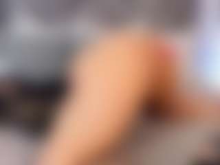 Live cam show with Coco D'Amore - Orgasm on Camsoda