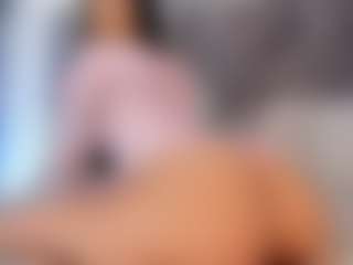 Live cam show with Coco D'Amore - Fingering on crypto-cams
