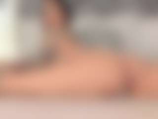 Live cam show with Coco D'Amore - Brown Eyes on Camsoda