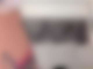 Live cam show with Coco D'Amore - Brown Eyes Ebony on Camsoda | colombia