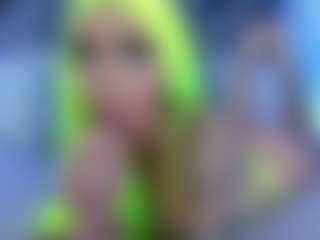 Live cam show with Coco D'Amore - Dirty Talk on StripNow