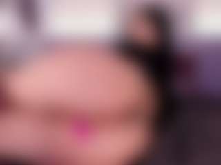 Live cam show with Coco D'Amore - Squirt Young Adult on Camiplay Live