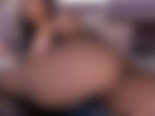 Live cam show with Coco D'Amore - Black Squirt on Cam Slut