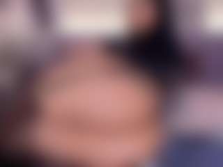 Show de cam en vivo con Coco D'Amore - Public en Camsoda