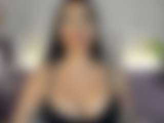 Live cam show with Coco D'Amore - Ebony Toys on Camsoda