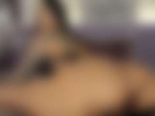 Show de câmera ao vivo com Coco D'Amore - Strip Ebony no Camsoda | colombia