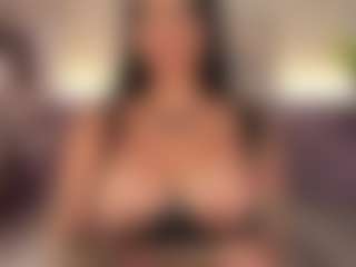 Coco D'Amore's Live Sex Cam Show