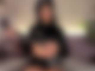 Coco D'Amore's Live Sex Cam Show