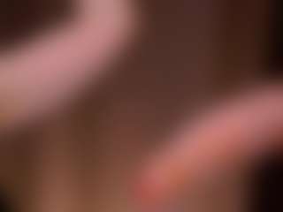 Live cam show with pawzzy - Camel Toe on xplaylive.com