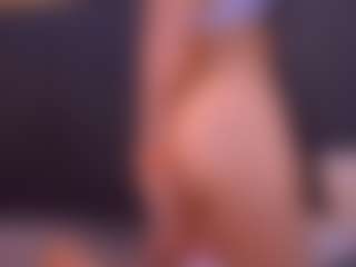 Live cam show with pawzzy - Body Massage on Camsoda