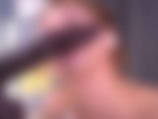pawzzy's Live Sex Cam Show