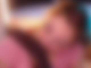Live cam show with pawzzy - Green Eyes on AdultVida.com
