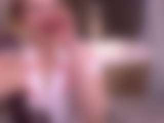 Live cam show with pawzzy - Young Adult Teen (18+) on AdultVida.com