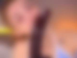 pawzzy's Live Sex Cam Show