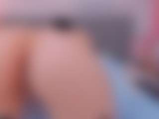 Live cam show with 01ashleyy - Thin on liverealitysex.com