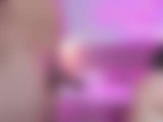 Live cam show with secretvelvetfx - Average on Dolls Live