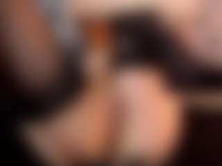 Live cam show with Anya-Belth - Ass Bouncing on Fit Hotties
