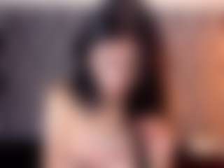 Live cam show with Anya-Belth - Thin on TeamSkeetLive