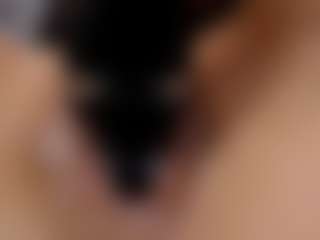 Live cam show with Ana - Moaning on Camming Site