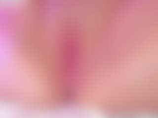 Live cam show with cuttehanna18 - Red Hair on Dare Cams