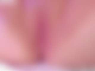 Live cam show with cuttehanna18 - Red Hair on Fling VIP Chat