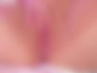 Live cam show with cuttehanna18 - Red Hair on SinfulBabes
