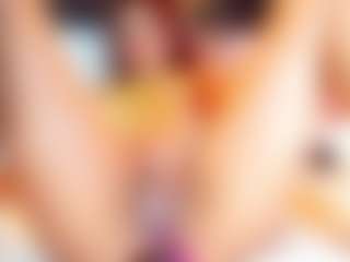 karlaliones99's Live Sex Cam Show