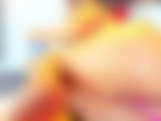 Live cam show with karlaliones99 - Athletic on Soda Cam