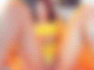 Live cam show with karlaliones99 - Athletic on CamClone