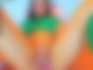 karlaliones99's Live Sex Cam Show