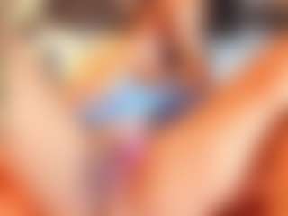 karlaliones99's Live Sex Cam Show
