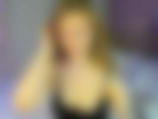 Live cam show with Rina - Young Adult on Stripli.com