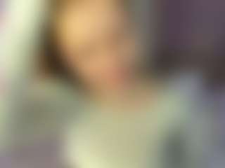 Live cam show with Rina - Normal on Milf Play